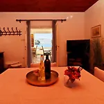 Neda-three Bedroom With Terrace And Sea View Vela Luka