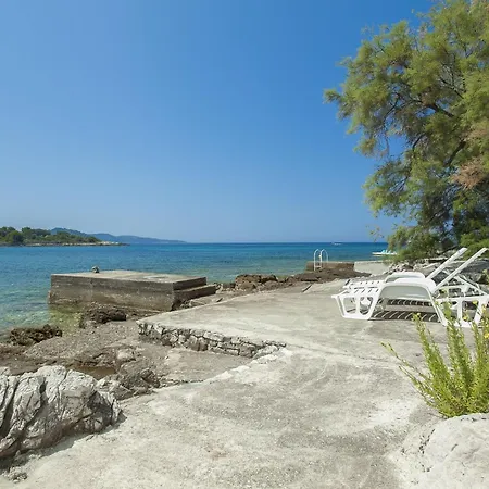 Neda-three Bedroom With Terrace And Sea View Holiday home