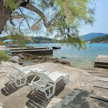 Neda-three Bedroom With Terrace And Sea View Vela Luka